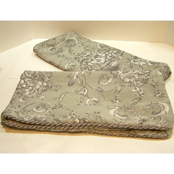 2 Croscill King Pillow Sham Damask Scroll Green Sage Silver Satin Edging 20x36 - Picture 1 of 12